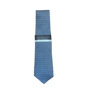 Geoffrey Beene Textured Blue Tie